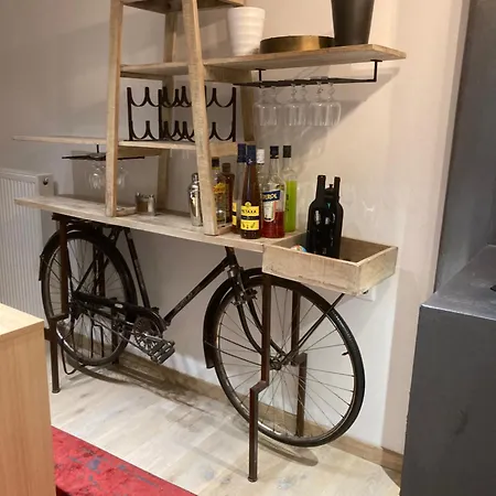 Iuty Apartman *